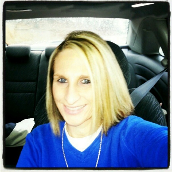 Meet your Posher, Maria - Picture 1 of 1